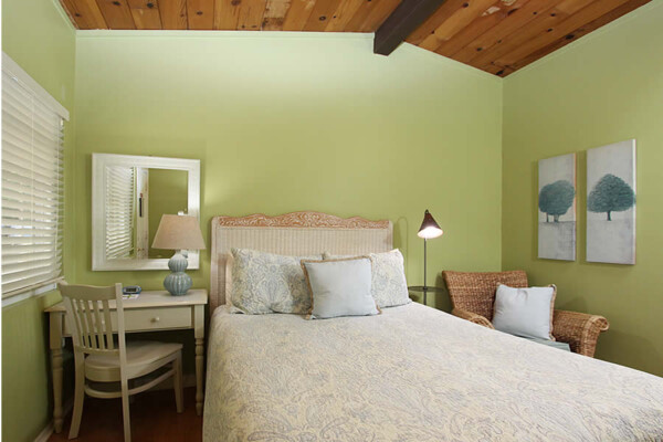 Quail room @ Motel Inveness